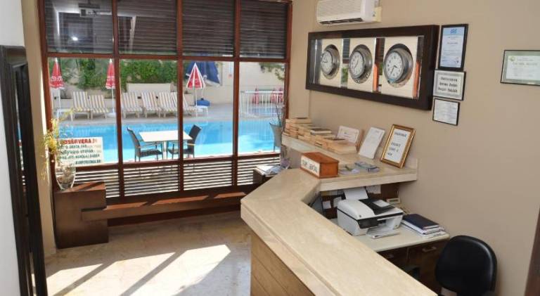 Charming holiday apartment with yard, pool & patio | Dogs allowed — photo 2