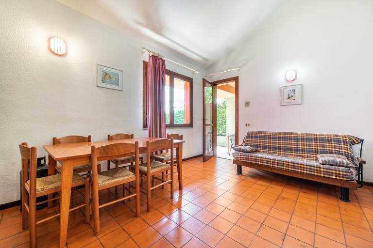 Vacation flat close to the sea – Villetta Accu is Prezzus E/2 — photo 5