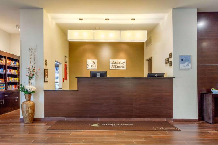 Sleep Inn & Suites Lincoln University Area — photo 5