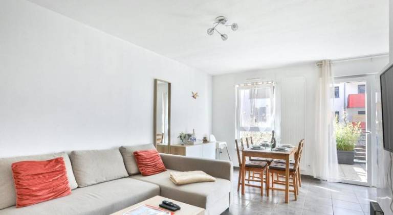 Rental apartment with patio in Riquewihr