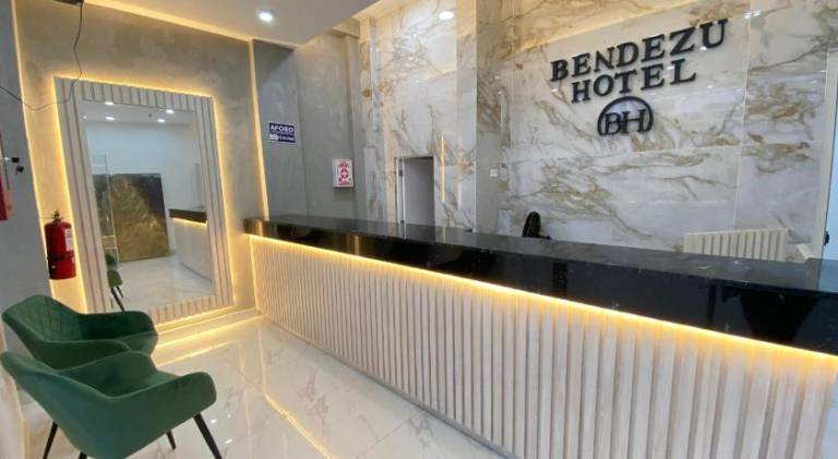 Bendezu Hotel in Piura