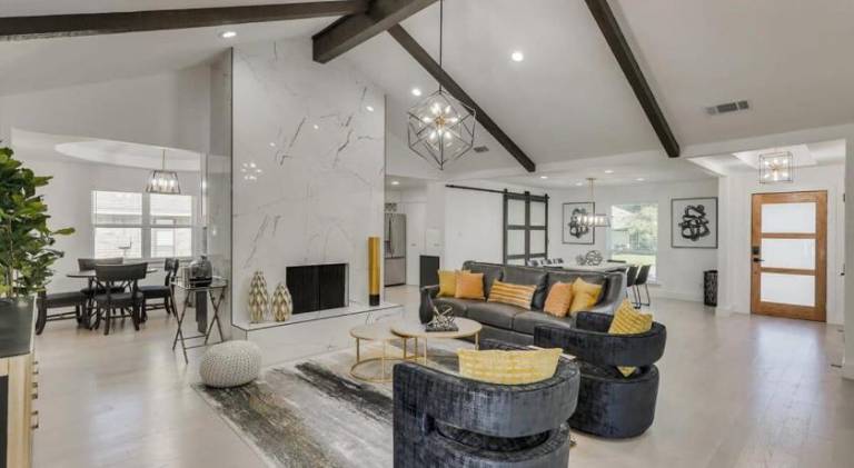 Modern and Spacious Dallas Getaway w Private POOL in Addison, TX