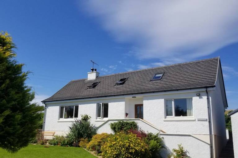 Bed & Breakfast  Dunvegan