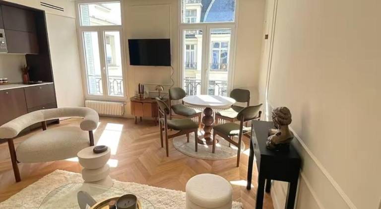 Fully equipped rental apartment | Next to Arc de Triomphe | Pet-friendly — photo 3