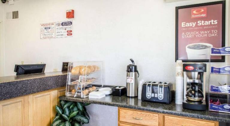 Americas Best Value Inn Gettysburg — photo 2