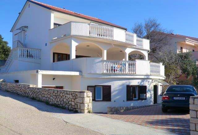 Ferienwohnung in Mandre für max. 8 Personen Ferienwohnung in Mandre für max. 8 Personen