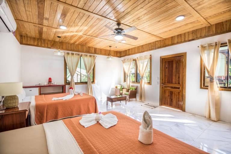 Accommodation Agujitas de Drake