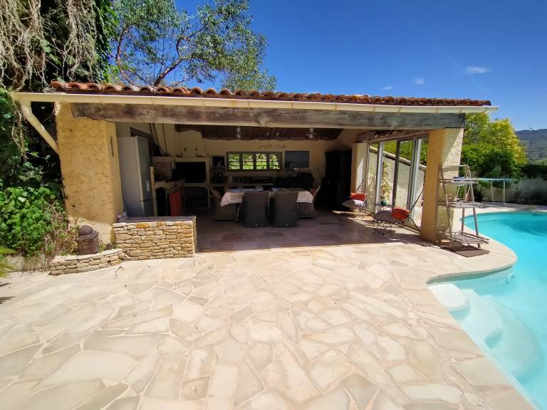 Villa with garden, BBQ & private pool | Nature view — photo 5