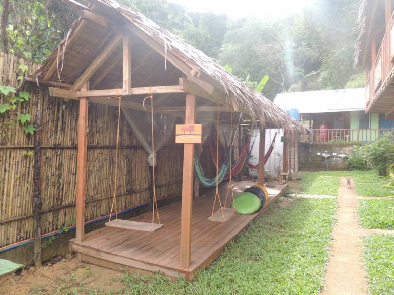 Swinging Carabao Hostel in El Nido