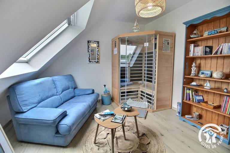 Gite with terrace, sauna & garden — photo 3