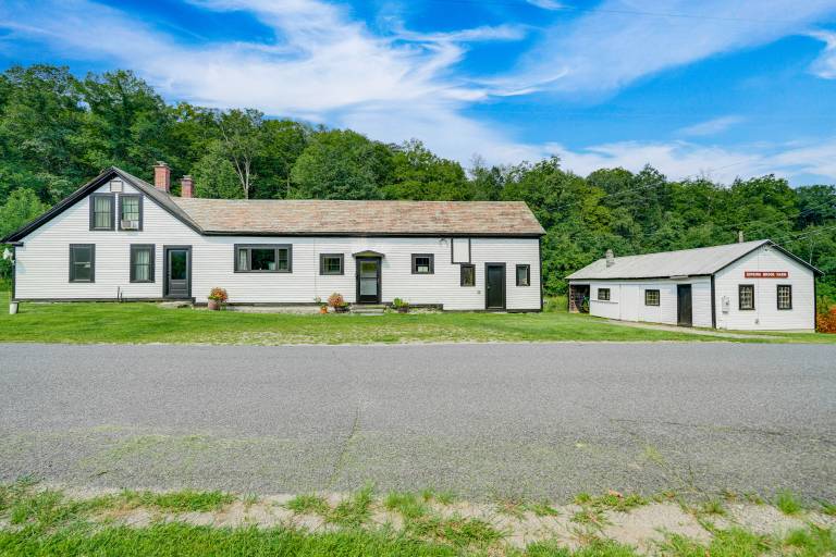 Hawley Home w/ Deck & Mtn Views: Swim, Ski & More! — photo 2