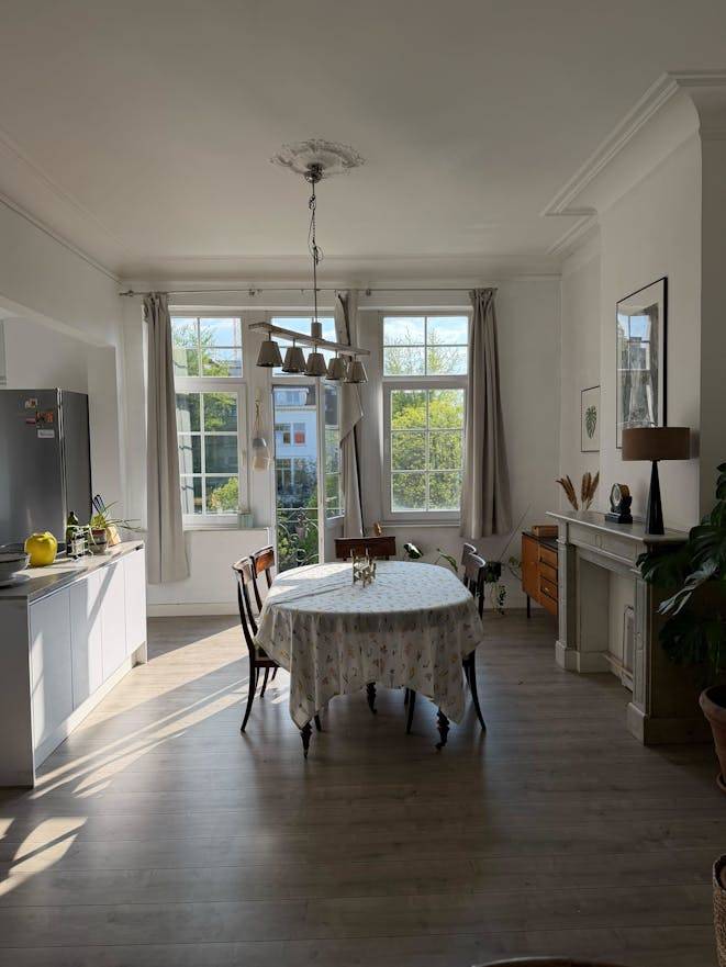 100 M² Apartamento ∙ 1 Habitación ∙ 2 Huéspedes - Bruselas