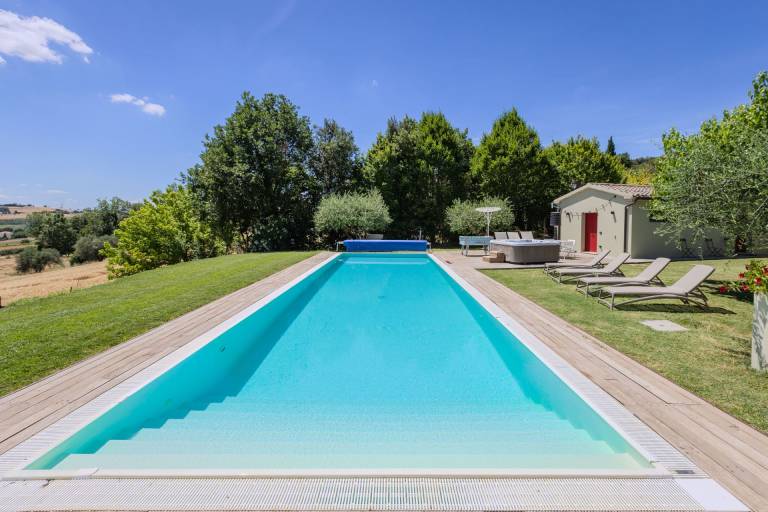 Ferienhaus in Trecastelli, Monte Porzio f&uuml;r max. 10 Personen, 