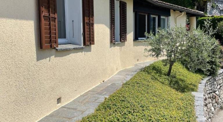 Villa with yard, barbecue & jacuzzi — photo 5