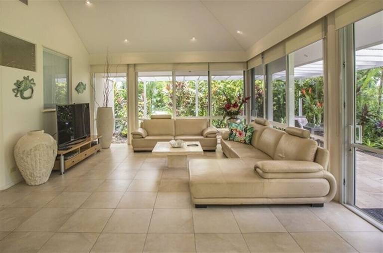 Villa  Port Douglas