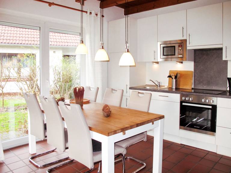House with terrace, yard & grill — photo 3