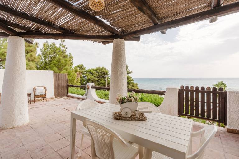 Beautiful villa with garden, fast internet & barbeque | Sea view | Pets are welcome in Sciacca