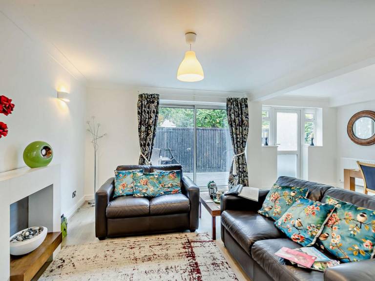 Rental apartment with yard | Pets are welcome — photo 2