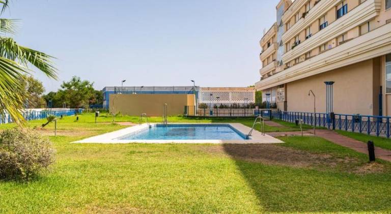 Holiday apartment with pool — photo 5