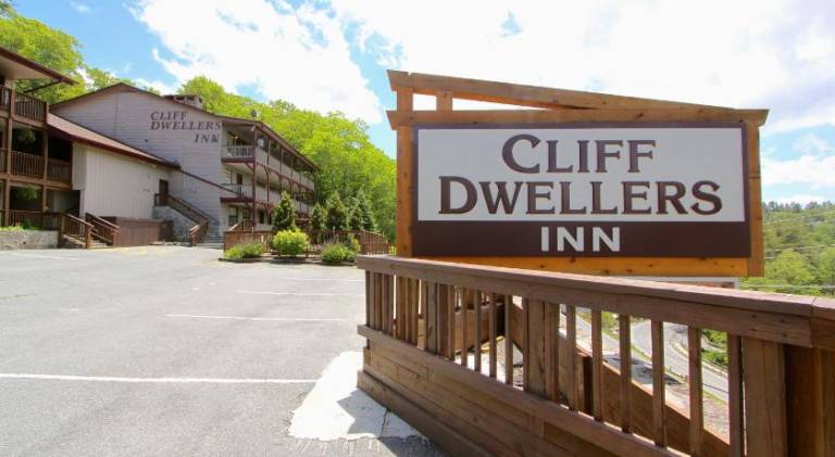Cliff Dwellers Inn in Blowing Rock, NC