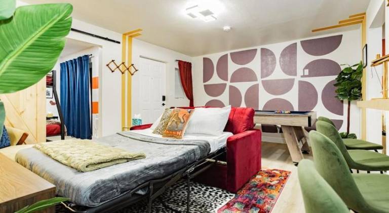 Star Motel Unit 5- New Downtown Haven Boutique Las Vegas Oasis Home — photo 2