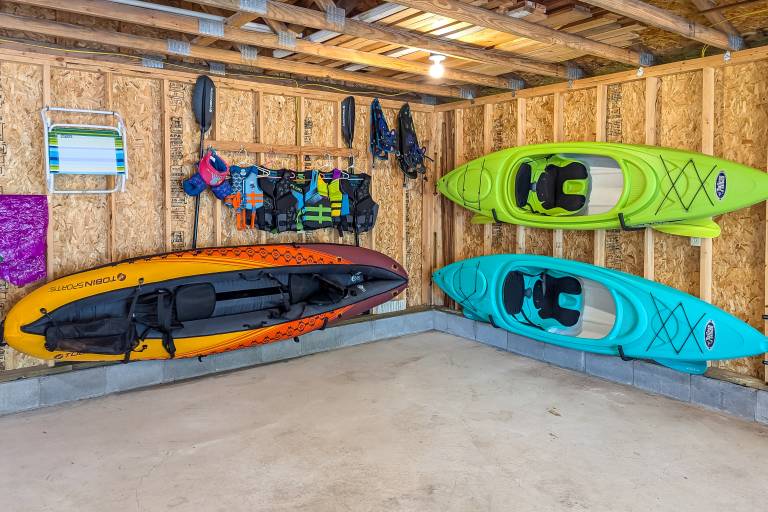 Family Retreat Near Beach on Lake Charlevoix — photo 4
