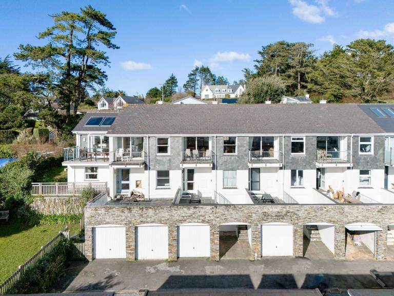 Cottage Polzeath