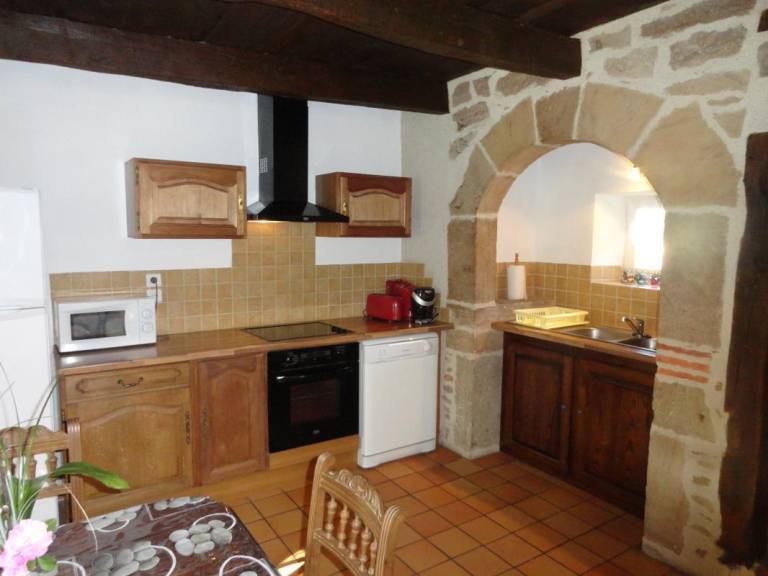 Lovely gite with grill, heated pool & patio | Dogs allowed — photo 4