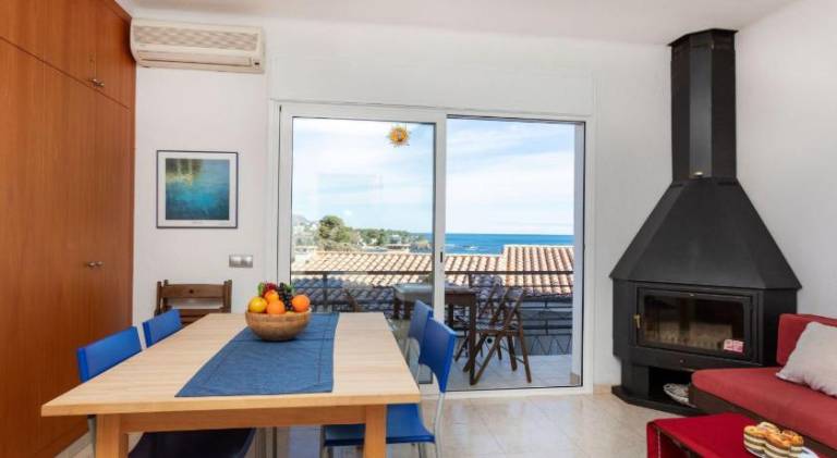 Wonderful rental apartment with terrace | Close to the beach | Dogs allowed — photo 2