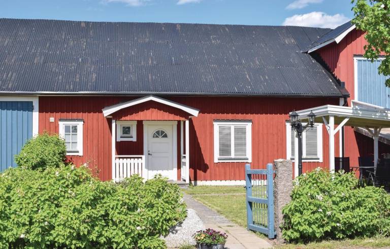 Lägenhet  Mönsterås