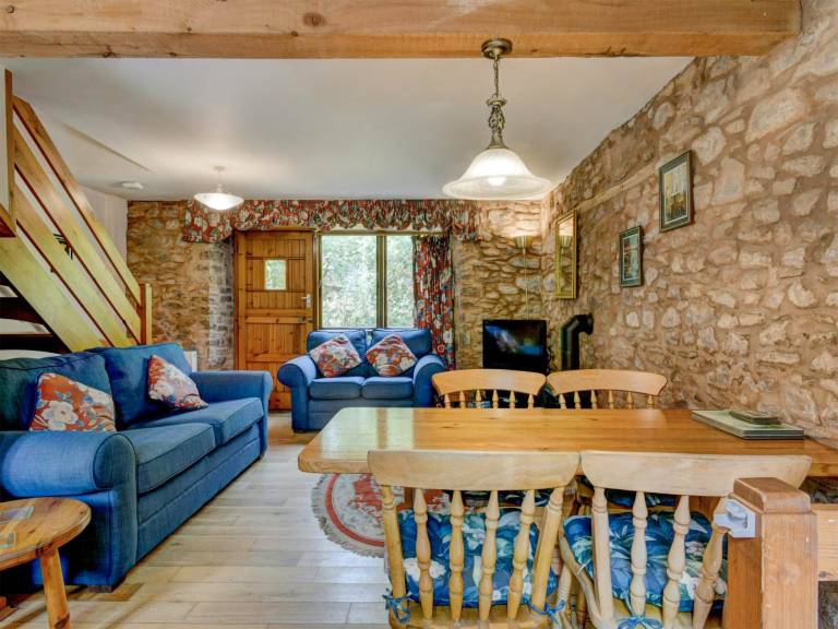 Family-friendly cottage with garden & pool | River view | Pet-friendly — photo 2