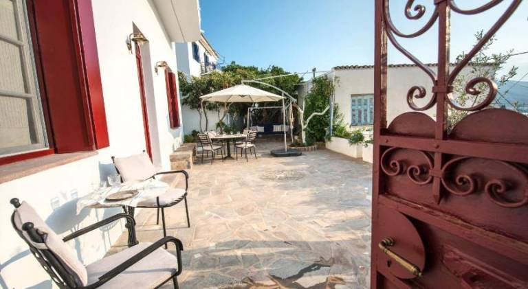 Holiday apartment with yard & patio | Pets are welcome — photo 5