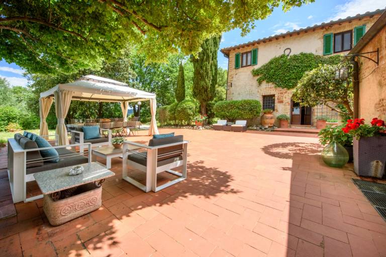 Villa with grill, private pool & yard | Perfect for remote work — photo 5