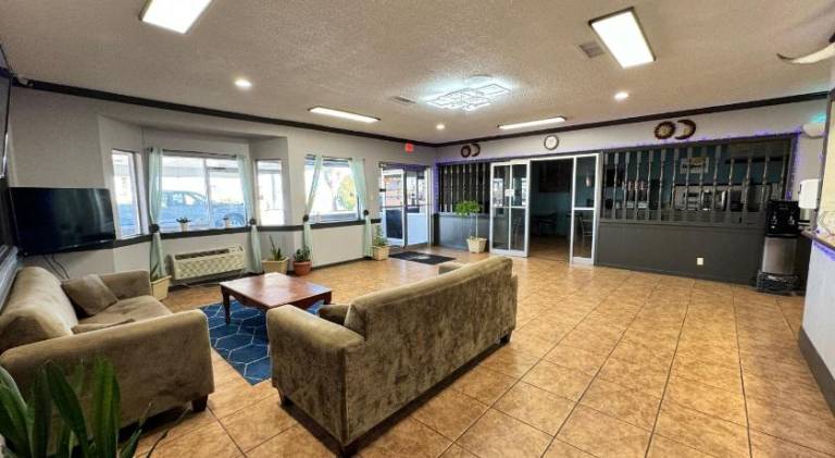 Days Inn by Wyndham Van Horn TX — photo 2