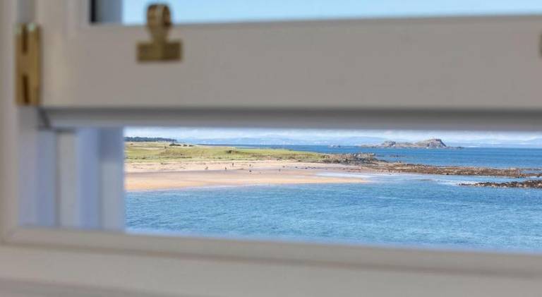 The House at the Beach in North Berwick