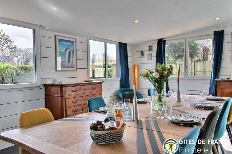 Gite with barbecue, yard & terrace in Morlaix