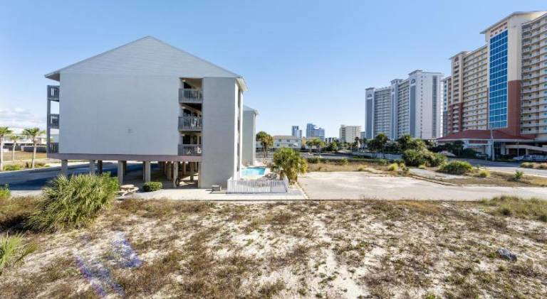 Apartment with pool | Beach nearby | Pet-friendly — photo 5