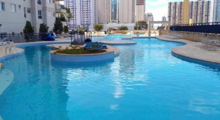 Apartment with pool & jacuzzi in Brasília