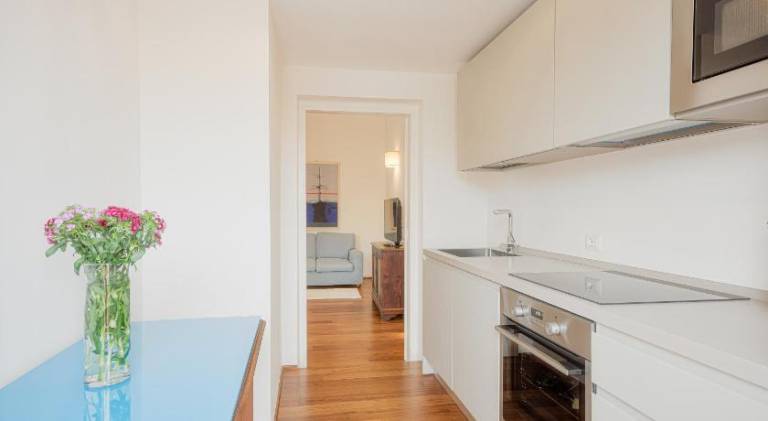 Apartment with 1 room for 4 persons — photo 5