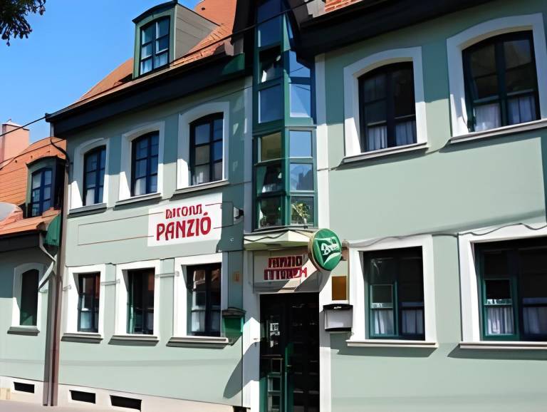 Hotel Bacchus Panzio in Eger