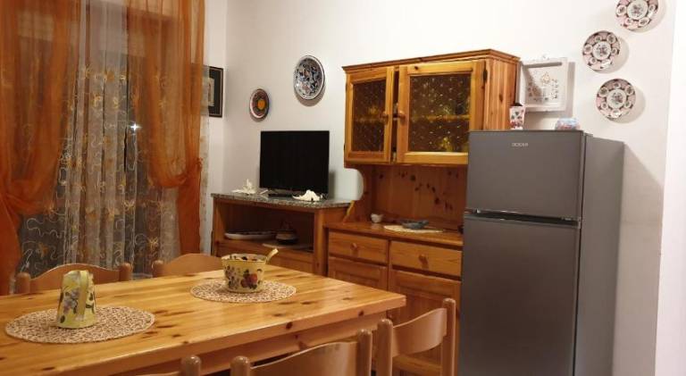 Holiday apartment with 2 rooms for 5 persons — photo 3