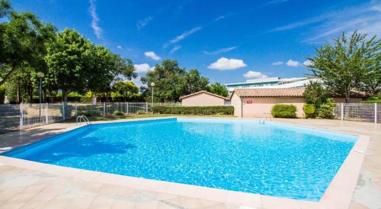Apartment with pool | Suitable for remote work — photo 3