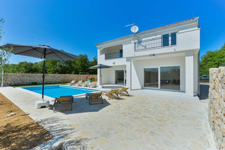Villa Natura with pool