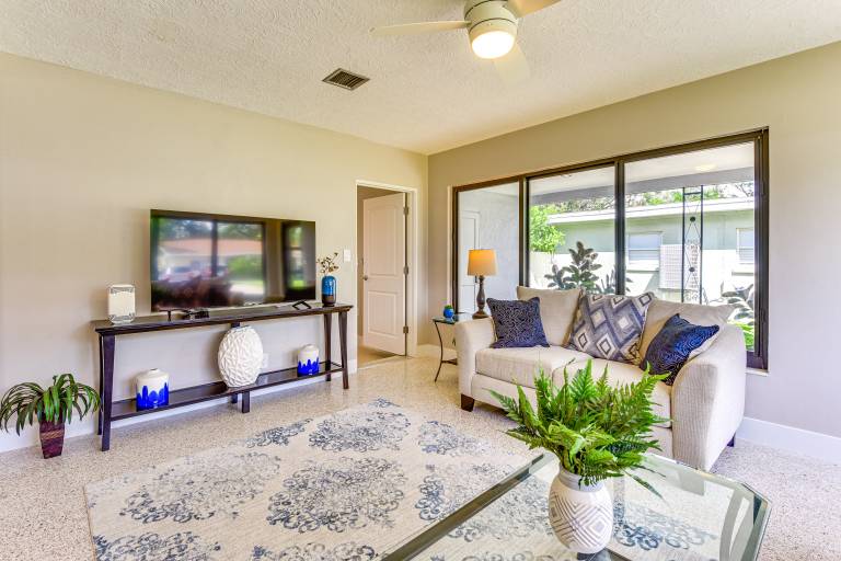 3 Mi to Downtown Bradenton: Family Home w/ Yard! — photo 5