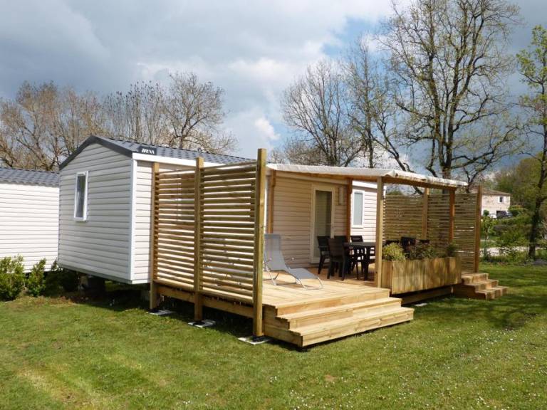 Beautiful mobile home with terrace, yard & heated pool | Dogs allowed — photo 5