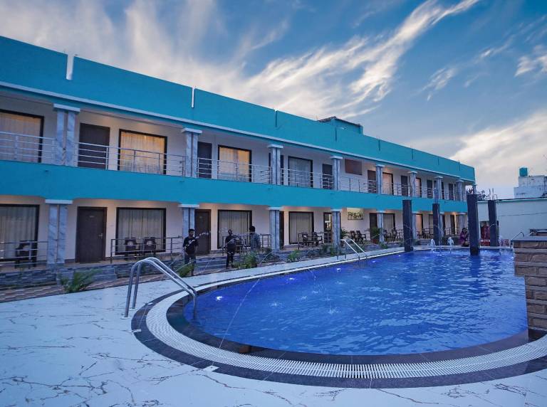 Resort Silampur