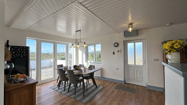 House with BBQ & garden in Galway