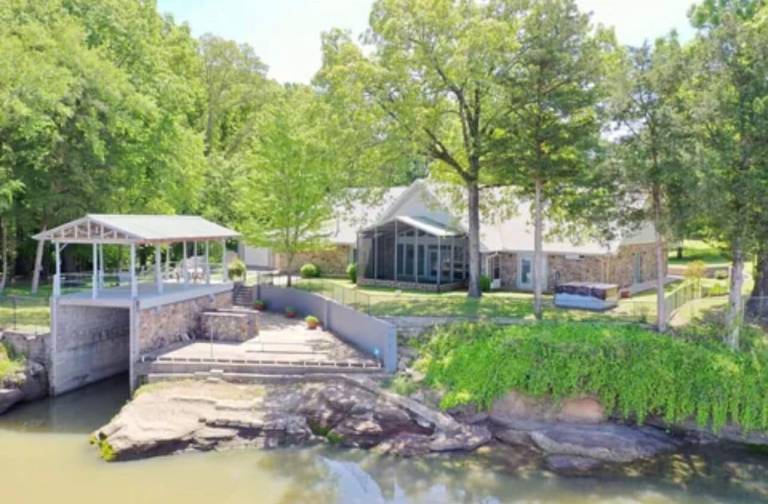 House Knoxville