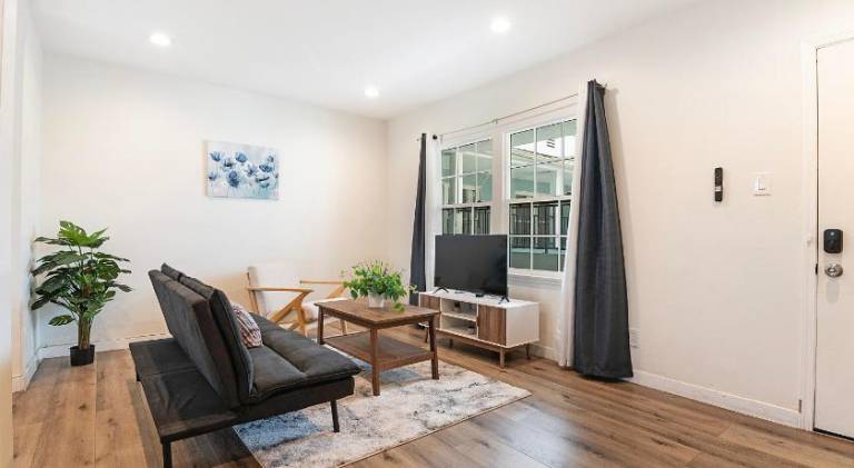 Rental apartment | Pets are welcome in Culver City, CA