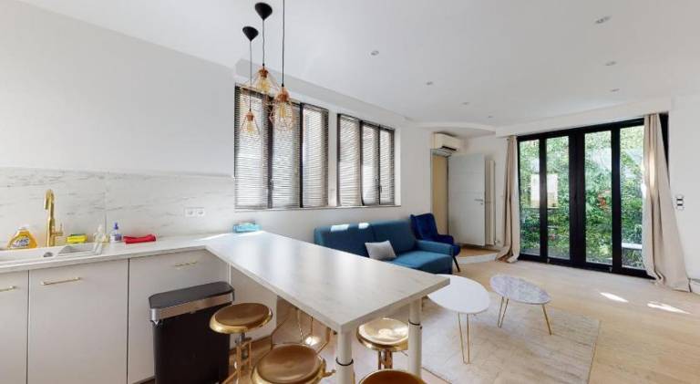 Stunning And Luxurious 3BR Loft 5min From Paris In The Heart Of Boulogne — photo 3